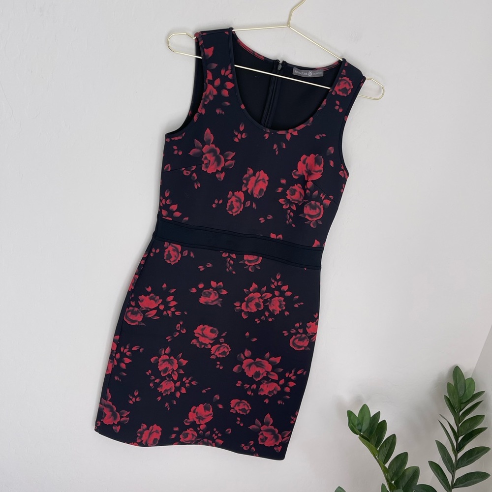 Signature Collection Rose Pattern Bodycon Sleeveless Dress Sz Small